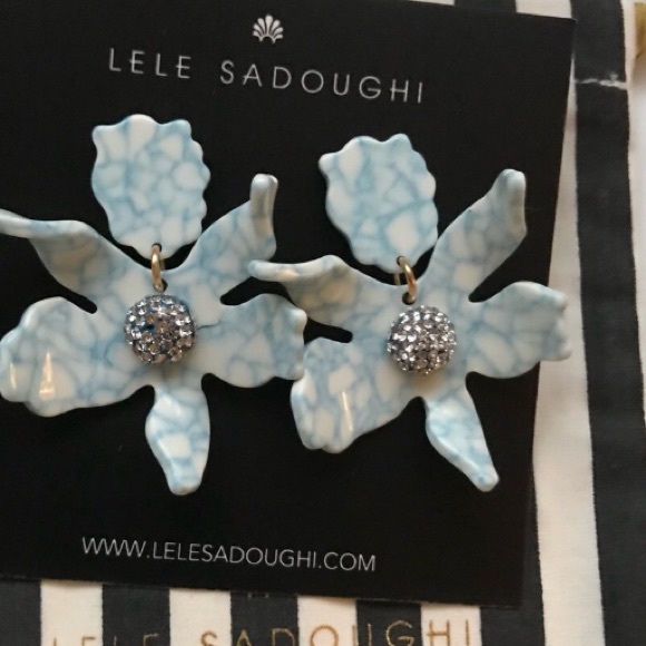 Lele Sadoughi lily earrings - Picture 5 of 5
